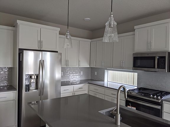 3rd image of 3696 SE 66th Ave