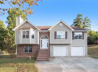 2741 Cedar Tree Ln, Ellenwood, GA 30294