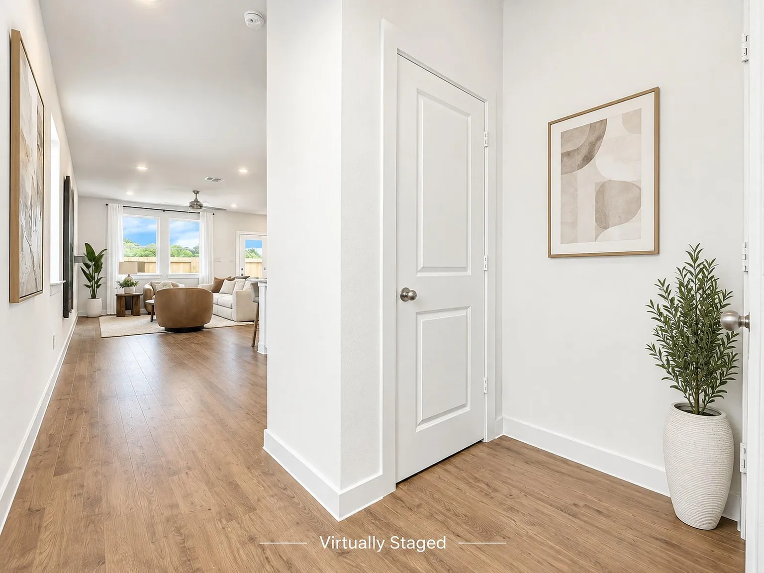 3 bed, 2.5 bath, 1913 sqft, $2,300 — Photo 3