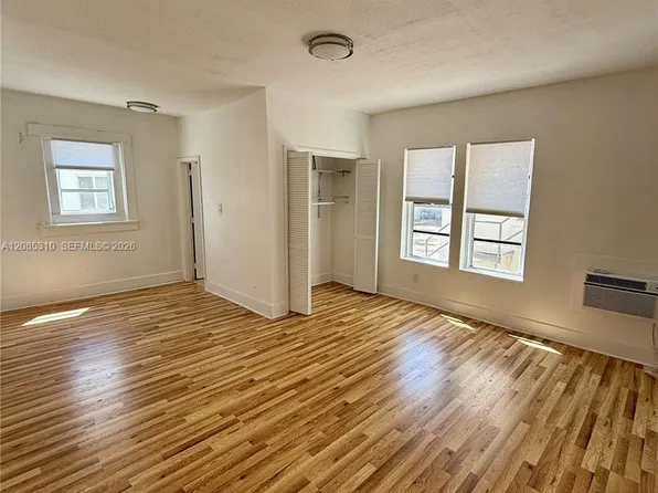 1319 Meridian Ave, Miami Beach, FL