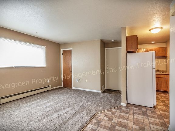 3rd image of 1301 Burton Ct APT 4