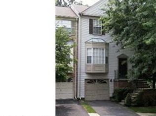 6174 Forest Creek Ct, Springfield, VA 22152