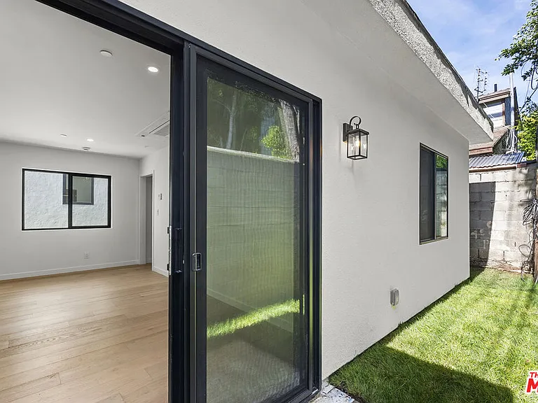 822 N Orange Grove Ave #822.5 — Photo 18