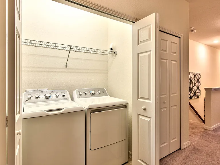 2612 Blossom Way — Photo 30