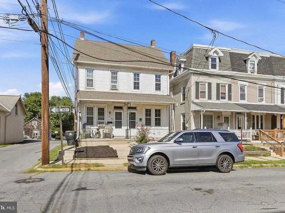 32 N Wyomissing Ave