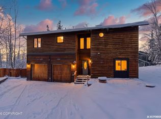 9656 Etolin Cir, Eagle River, AK 99577