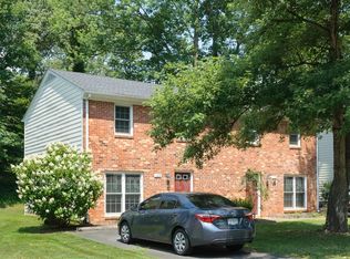 109 Longwood Dr #B, Charlottesville, VA 22903
