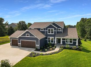 2980 Saddle Ridge Dr NE, Rockford, MI