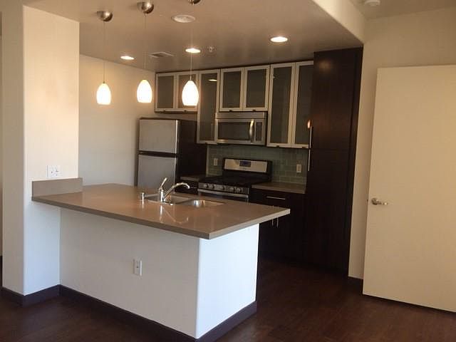 1st image of 1233 N La Brea Ave #418