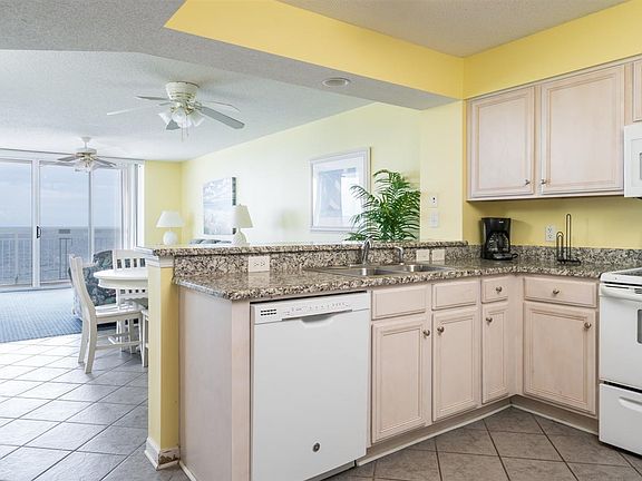 3rd image of 1625 S Ocean Blvd. #1002