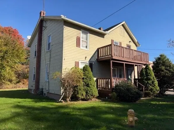 35 Fisher Ave, East Longmeadow, MA 01028