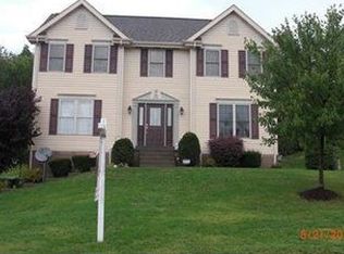 107 Autumn Hill Dr, Cranberry Twp, PA 16066