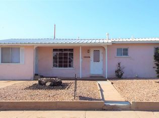 740 Dalbey Dr, Las Vegas, NM 87701