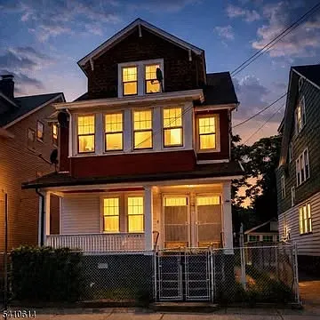 2 bed, $1,850 — Photo 3