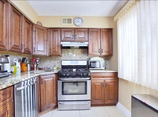 279 McBaine Ave #2, Staten Island, NY 10309