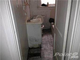 3rd image of 5131 Palm St