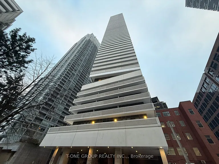 2221 Yonge St #5409 — Photo 1