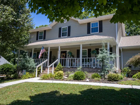 950 E Brentwood Dr, Morristown, TN 37814