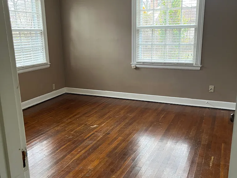 1832 Netherwood Ave — Photo 28