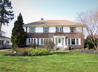 17440 Lake Ave, Lakewood, OH
