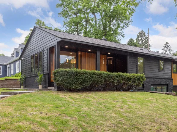 651 Sue Pl, Saint Paul, MN 55116