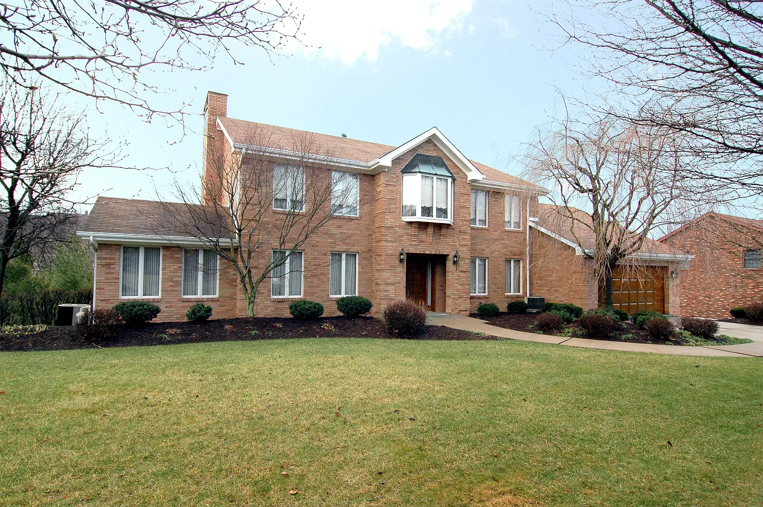222 Meadowfield Ln photo 1