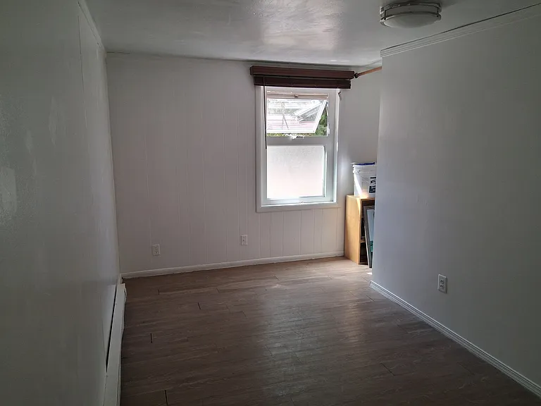 2425 SW Barton St — Photo 8