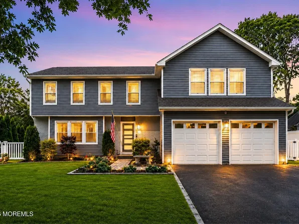 4 Laurel Crest Drive, Howell, NJ 07731