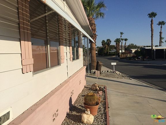3rd image of 69270 Golden West Dr