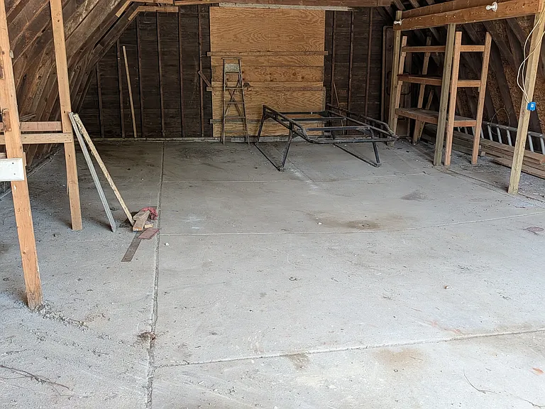 1121 Poplar St #1 — Photo 2