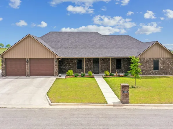 820 Fleitman Dr, Muenster, TX 76252