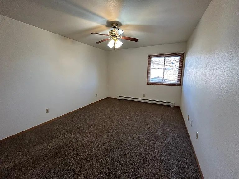 Beloit Brittany Apartments LLC — Photo 9