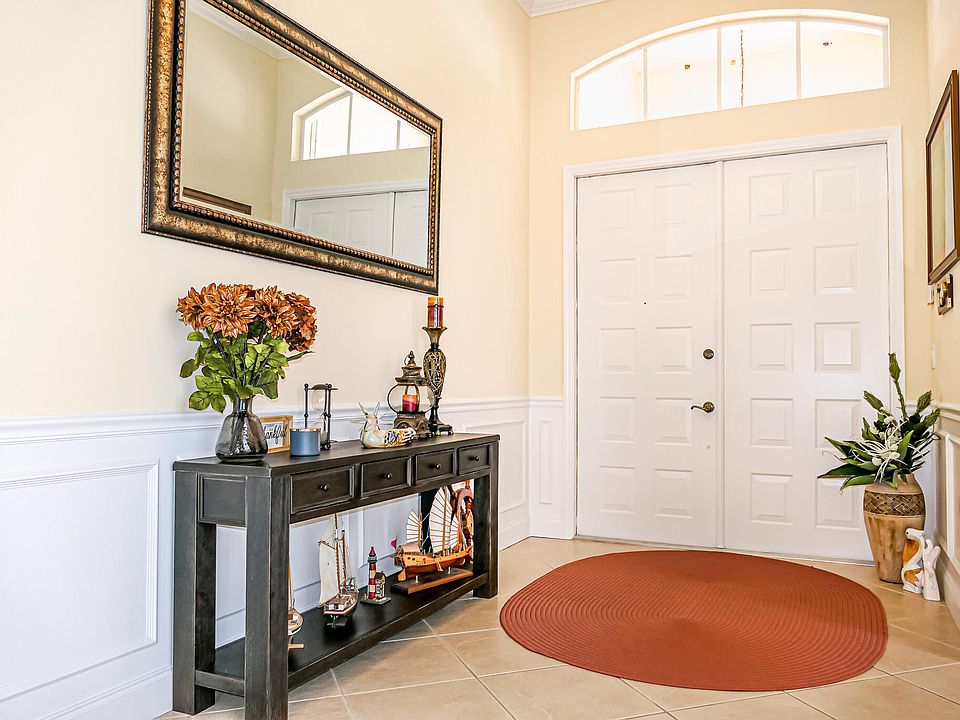1st image of 637 SW Long Key Court