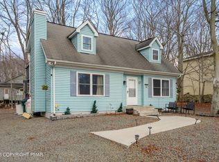 7430 Ventnor Dr, Tobyhanna, PA 18466