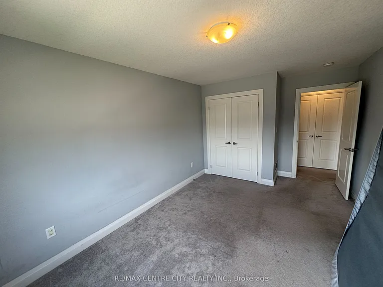 751 Freeport St — Photo 17