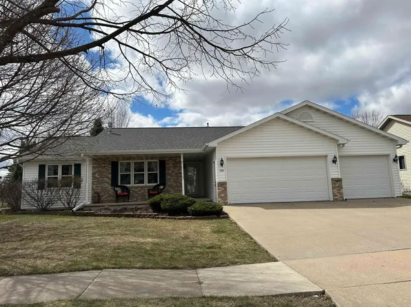 728 Rundquist Way, Kimberly, WI 54136