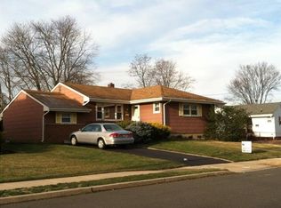 21 Mercer Rd, Old Bridge, NJ 08857