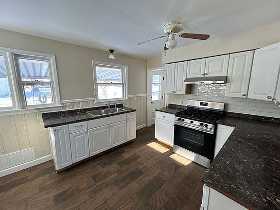 4th image of 121 New Hillcrest Ave