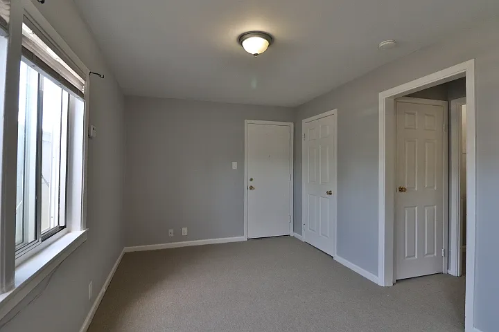 772 E San Bruno Ave — Photo 5