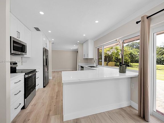 4th image of 8424 SW 181st Ter