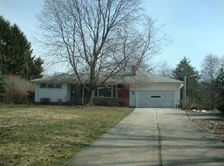 5865 Robertdale Rd, Bedford, OH 44146