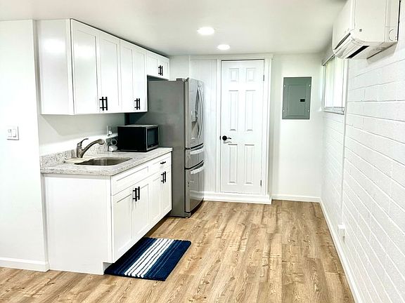 3rd image of 452 Dune Cir #A