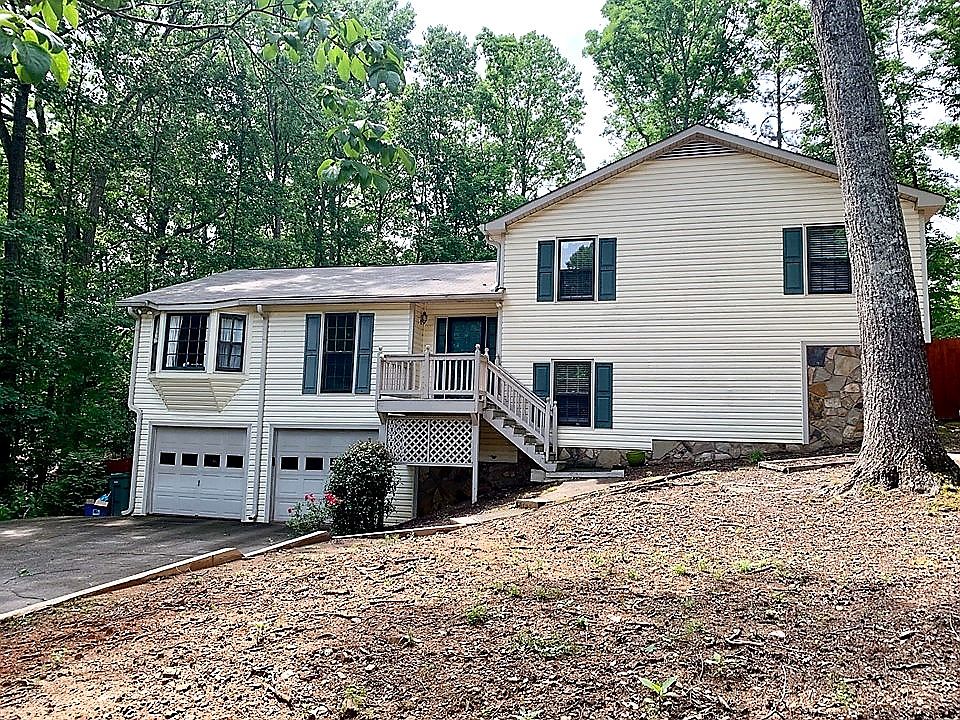 1st image of 1731 Cedar Cliff Dr SE