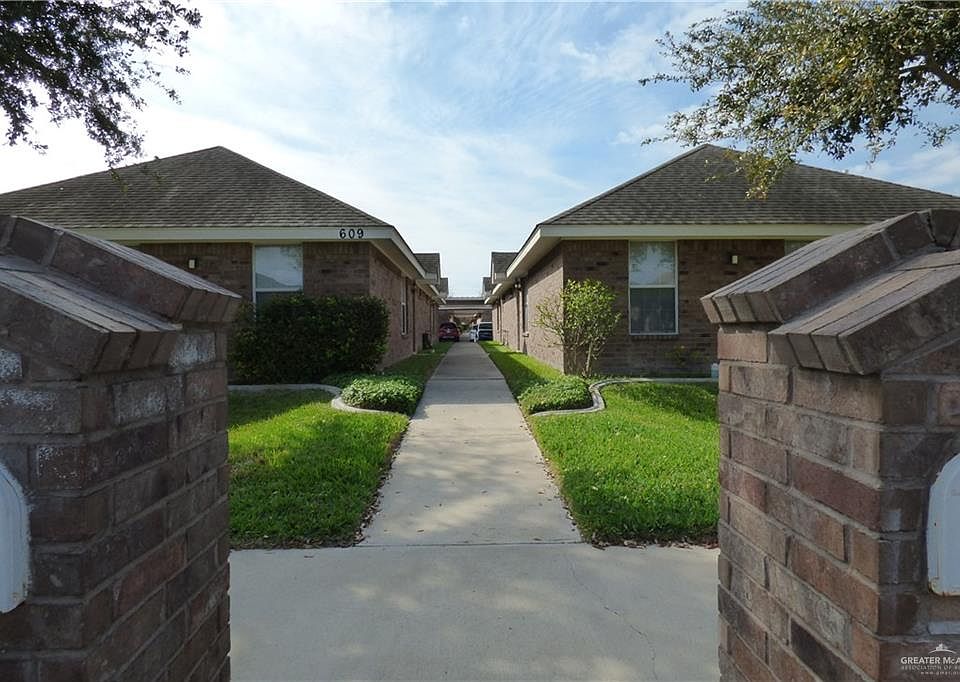 1st image of 615 S Logan Dr APT 4