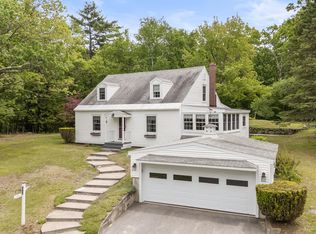 69 Railroad Ave, Springvale, ME 04083