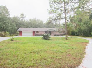 11200 NE 220th St, Fort Mc Coy, FL 32134