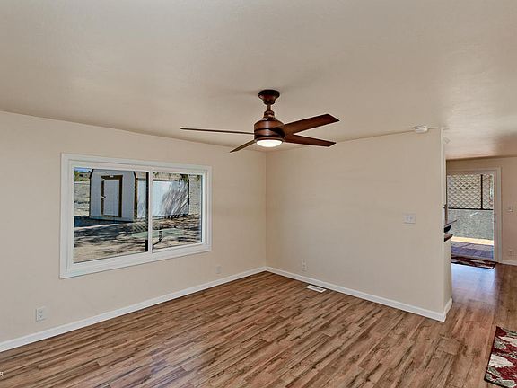5th image of 2570 Honeybear Dr