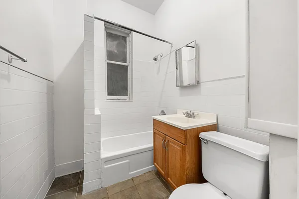 Sold by Compass | media 25