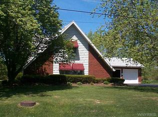 451 Dutton Dr, Lewiston, NY