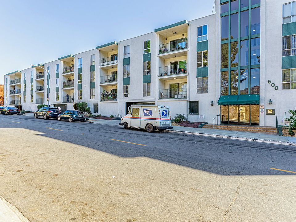 1st image of 500 Jackson Pl Unit 112